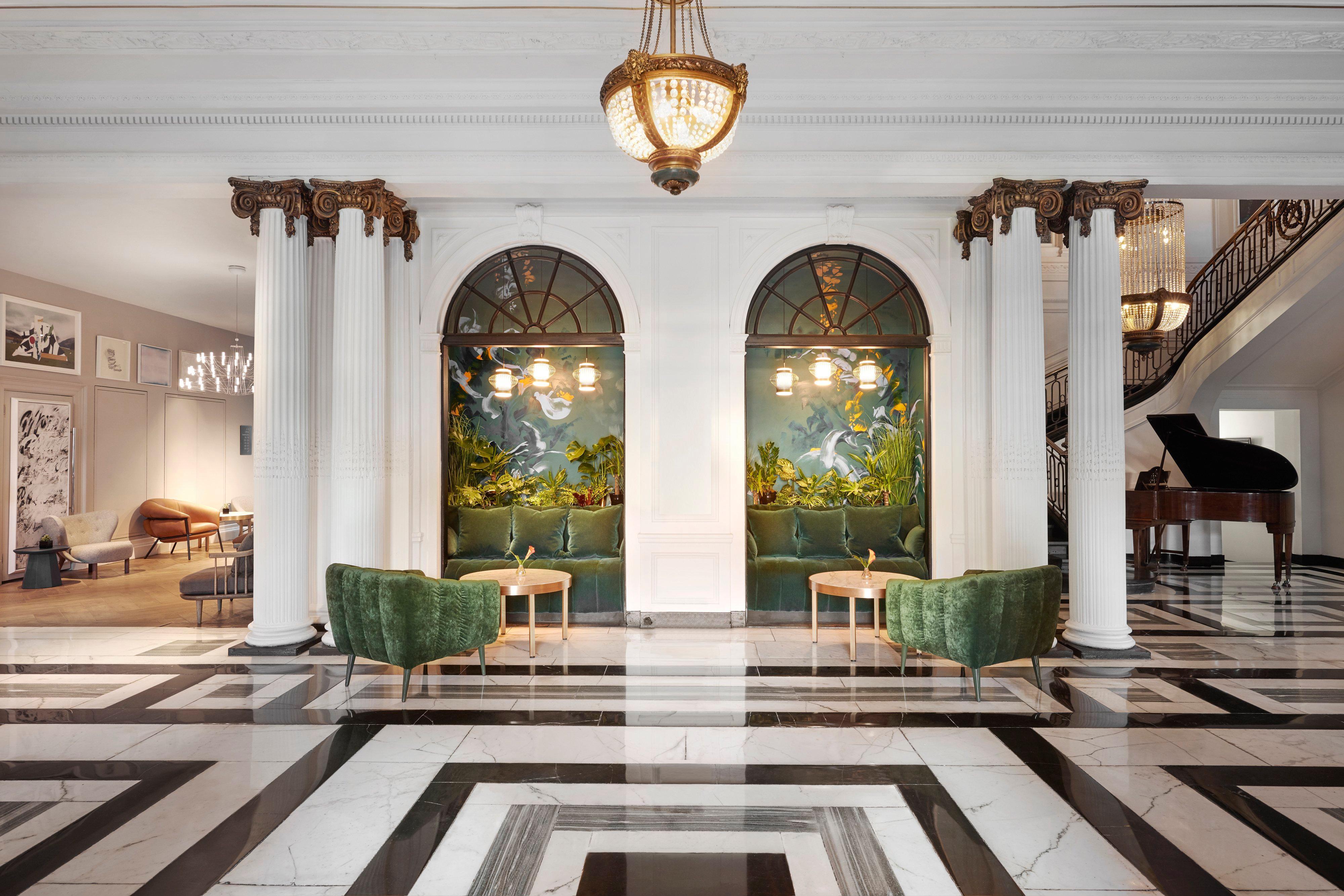 킴튼 블리스우드 스퀘어 호텔 글라스고 외부 사진 The lobby of the hotel