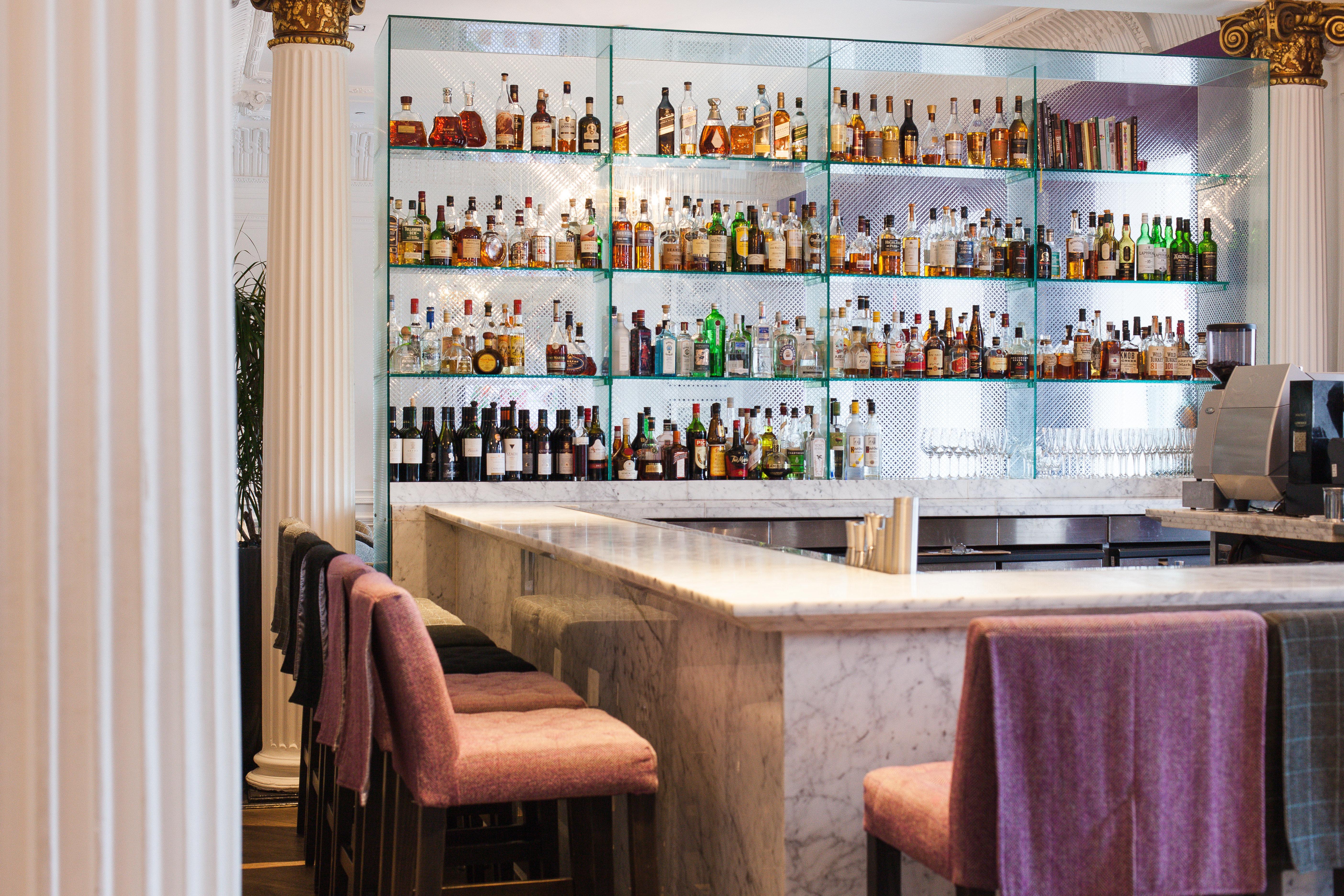 킴튼 블리스우드 스퀘어 호텔 글라스고 외부 사진 The bar at the hotel