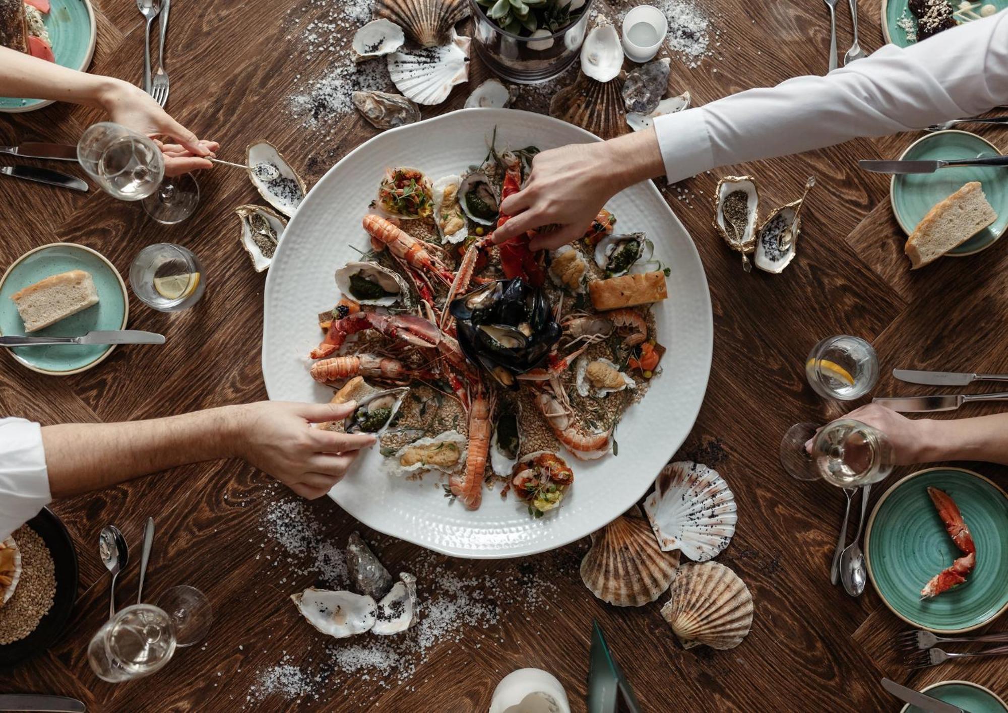 킴튼 블리스우드 스퀘어 호텔 글라스고 외부 사진 Seafood platter